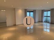 Apartamento com 4 dormitórios à venda, 370 m² por R$...