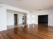 Apartamento com 4 dormitórios à venda, 427 m² por R$...