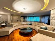 Apartamento Mobiliado com 4 Dormitórios no Residencial...