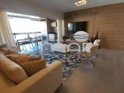 Apartamento com 5 dormitórios, 3 suites, 178 m², em Riviera