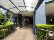 Apartamento com 65 m² de área privativa, com sacada e 2...