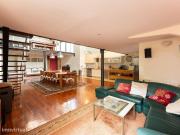 Apartamento com loft, terraos e mezaninos em Lisboa