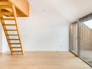 Apartamento com mezanine e tetos altos | Príncipe Real /...