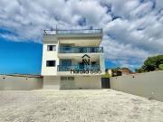 Apartamento 3 quartos com quintal privativo em Costazul