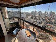 Apartamento com sacada 2 quartos, próximo metrô à venda...