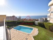 Apartamento com terraço e vista de mar em Condomínio...