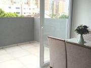 Apartamento com terraço mobiliado com 01 dormitório