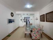 Apartamento com varanda e lazer na quadra mar da Praia...