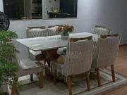 Apartamento com varanda gourmet, com churrasqueira a carvão