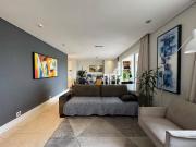 Apartamento com varanda Gourmet no Campo Belo