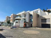 Apartamento com varanda na praia