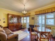 Apartamento com vista desafogada para Monsanto, São...