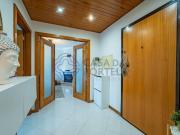 Apartamento como novo, garagem fechada, varanda e...