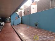 Apartamento comodo recién remodelado con garaje y muy...