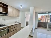 Apartamento con acabados modernos en excelente unidad...