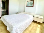 APARTAMENTO CON ACCESO DIRECTO A LA PLAYA