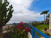 Apartamento con amplio jardín y preciosas vistas al mar...