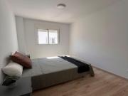 ¡Apartamento con garaje y trastero junto al Hospital Civil!