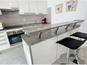 APARTAMENTO CON GRAN TERRAZA EN PLAYA DE MUCHAVISTA, A...