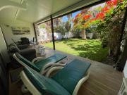 Apartamento con jardín a menos de 50 metros de la playa