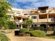 Apartamento con jardín en prestigiosa urbanización junto...