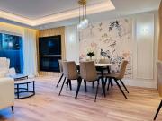 Apartamento con jardín privado al lado de la Playa en...