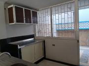 Apartamento con local comercial excelente ubicación