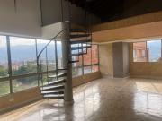APARTAMENTO CON MEZANINE EN VENTA POBLADO