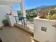 Apartamento con orientación suroeste en venta en Benahavis