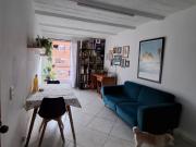 Apartamento con parqueadero cerca placita flores