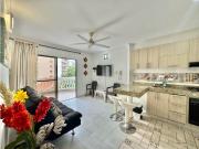 Apartamento con permiso turístico a una cuadra de la... Apartamento con permiso turístico a una cuadra de la...