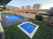 Apartamento con piscina comunitaria