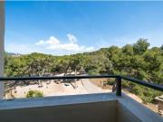 Apartamento con piscina comunitaria