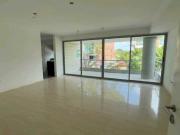 Apartamento con terraza en el Country Club en edificio...