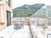 Apartamento con Terraza En Piso 9 Chico