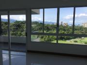 APARTAMENTO CON VISTA A LA RESERVA Y CAMPOS DEL CLUB...