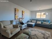 Apartamento con vistas al mar en la playa de Piles con...