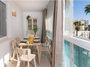 Apartamento con vistas al mar y alta rentabilidad...