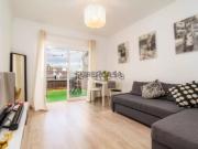 Apartamento T2+1 no Coração de Faro com Vista de Mar