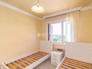 Apartamento de 03 Dormitórios mobiliado