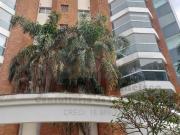 Apartamento de 181m² 3 suítes 4 vagas Vila São Francisco...