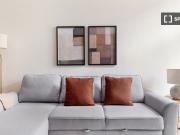 Apartamento de 1 dormitorio en alquiler en Cortes, Madrid