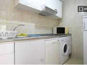 Apartamento de 1 dormitorio en alquiler en Valdezarza,...