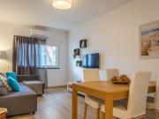 Apartamento de 1 Quarto 350 metros da praia Apartamento de 1 Quarto 350 metros da praia