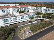 Apartamento de 1 quarto com varanda à beira do Lago Paranoá