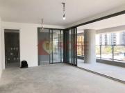 Apartamento de 211 m² com 4 dormitórios à venda no...