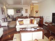 Apartamento de 224m² com 4 quartos