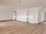 Apartamento de 227 m² com 3 suítes, 4 vagas e área de...