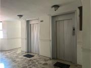 Apartamento de 2 cuartos frente al parque Washington....