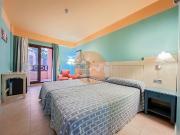 Apartamento de 2 Dormitorios en Alquiler 1ª Línea de...